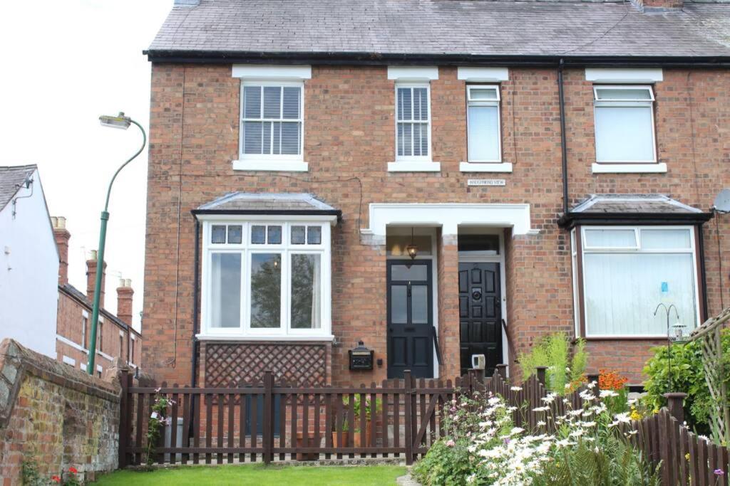 Luxury Townhouse In Town Centre, Views, River Walk, Free Parking Shrewsbury Dış mekan fotoğraf