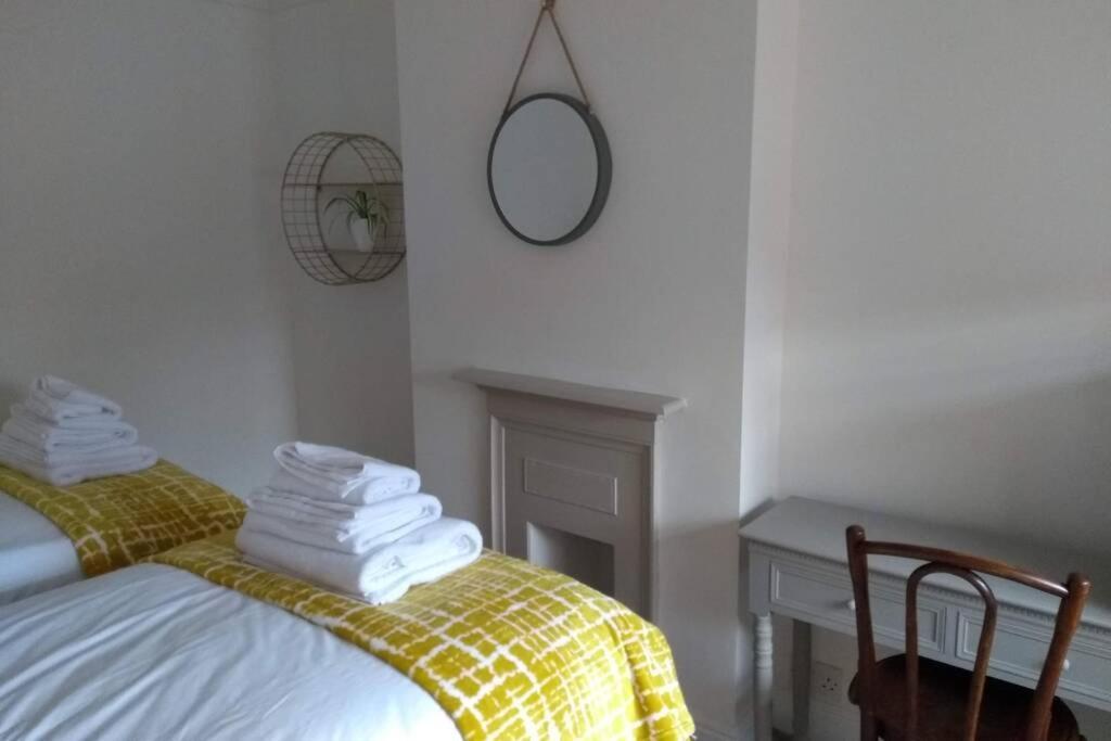 Luxury Townhouse In Town Centre, Views, River Walk, Free Parking Shrewsbury Dış mekan fotoğraf