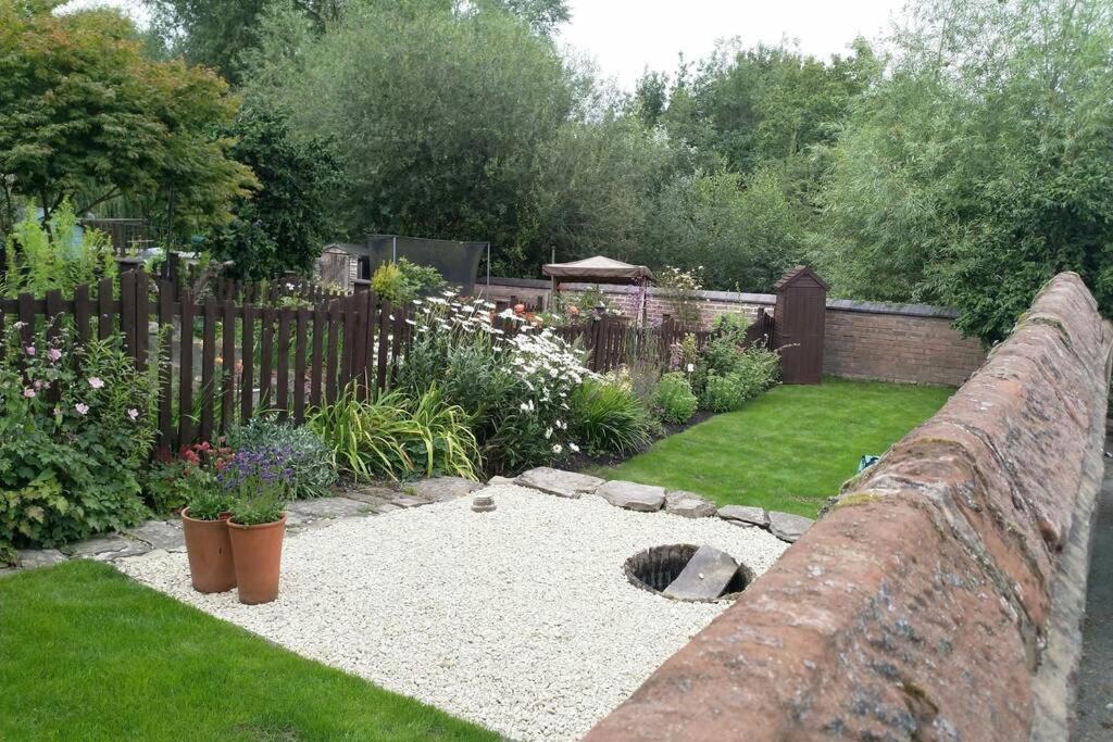 Luxury Townhouse In Town Centre, Views, River Walk, Free Parking Shrewsbury Dış mekan fotoğraf